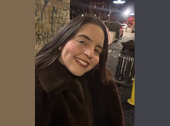 Roomgo IT - Fernanda - 28 - Roma Centro