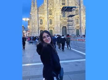 Roomgo IT - Veronica  - 19 - Roma Centro