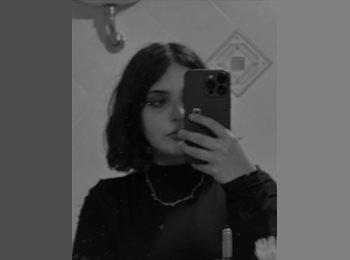 Roomgo IT - Giusi  - 25 - Napoli