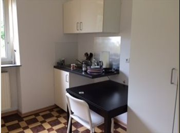 Appartager LU - luxemb.-beggen;chambre avec angle cuisine, Luxembourg - 850 € / Mois