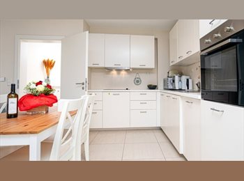 Appartager LU - Elegant & Spacious Room with Open Kitchen – Steps from Luxembourg Gare Centrale, Luxembourg - 1.950 € / Mois