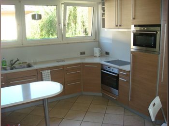 Appartager LU - Colocation à Luxembourg dans grande maison avec jardin, Luxembourg Ville - 1.117 € / Mois