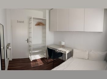 Appartager LU - Only From Apr 1st: Bright Furnished Room Near Luxembourg City, Luxembourg - 820 € / Mois