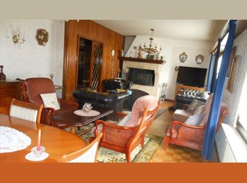 Appartager LU - Chambre à la compagne, Esch-sur-Alzette - 500 € / Mois