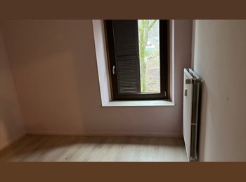 Appartager LU - 1 ROOM in a quiet area, free parking, Diekirch - 850 € / Mois