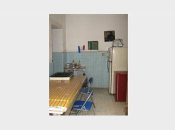 Roomgo MX - herrera y cairo 218 Guadalajara  a 7 calles del teatro degollado y catedral, centrohistorico, ojo co, Guadalajara - MX$2,500 por mes