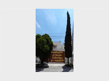 Roomgo MX - Habitación para mujer profesionista, Santa Catarina - MX$6,000 por mes