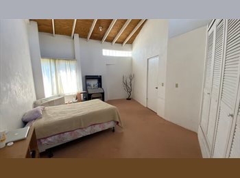 Roomgo MX - Amplia Habitación en Casa Residencial Playas de TJ, Tijuana - MX$6,500 por mes