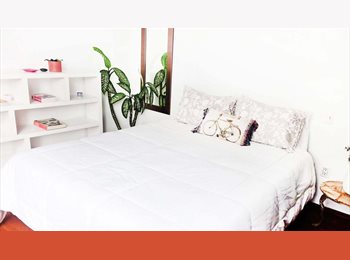 Roomgo MX - *SOLO CHICAS*  Lindo depa, habitación iluminada a unos pasos de Torre BBVA, Reforma, Cuauhtémoc - MX$12,330 por mes
