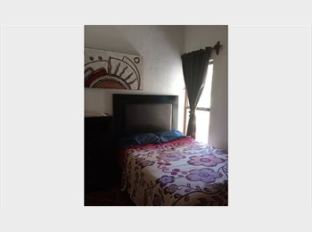 Roomgo MX - Recámara amueblada por Plaza Galerías, Zapopan - MX$6,000 por mes