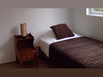 Roomgo MX - Cuarto amueblado con baño privado cerca Televisa San Ángel, Alvaro Obregón - MX$5,500 por mes