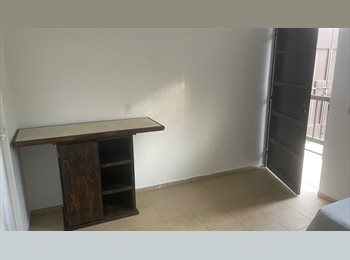Roomgo MX - Rento cuarto para estudiante o 1 persona Amueblado cerca UAEM morelos, Cuernavaca - MX$2,000 por mes