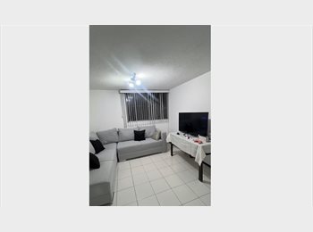 Roomgo MX - Habitación en zona tranquila y segura en Galerías Coapa, Coyoacán - MX$4,600 por mes