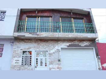 Roomgo MX -  Rento habitación amueblada – Zona Tec de Monterrey, Querétaro, Querétaro - MX$3,500 por mes