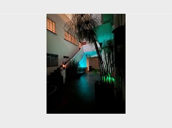 Roomgo MX - Casa Poxy, México - D.F. - MX$7,000 por mes