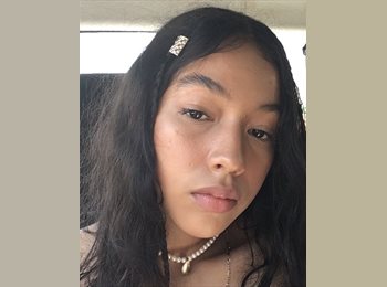 Roomgo MX - Carolina Torres  - 21 - Guadalajara