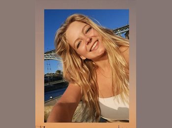 Roomgo MX - Antonia - 25 - México - D.F.