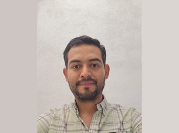 Roomgo MX - Carlos - 31 - Coyoacán