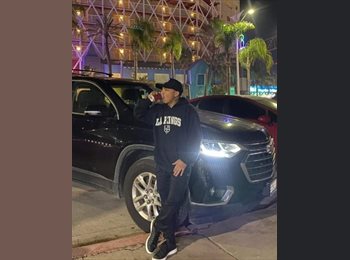 Roomgo MX - Brayan Rico - 27 - Tijuana