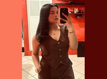 Roomgo MX - Alessandra Aguirre  - 18 - Puebla