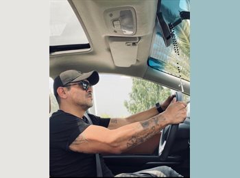 Roomgo MX - Carlos García Suárez - 45 - Querétaro