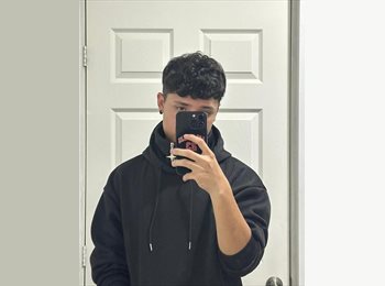 Roomgo MX - Bryan  - 18 - Aguascalientes