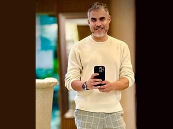 Roomgo MX - Carlos González  - 44 - Monterrey