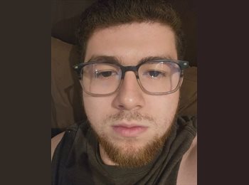 Roomgo MX - Juan Manuel Garza Cuevas  - 21 - Monterrey