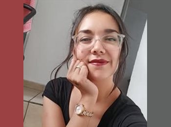 Roomgo MX - Viicky - 28 - Querétaro