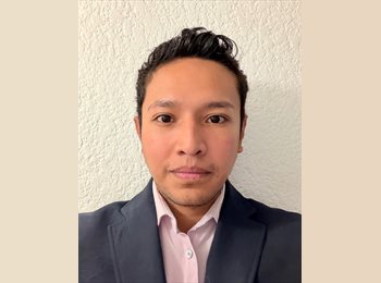 Roomgo MX - Adán  - 31 - Querétaro