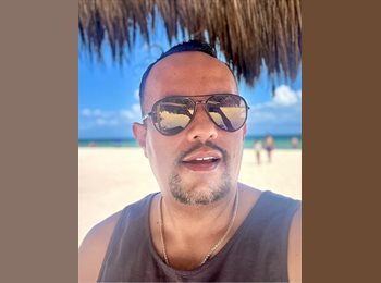 Roomgo MX - Samuel - 46 - Monterrey