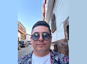 Roomgo MX - Israel - 38 - Monterrey