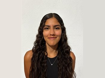 Roomgo MX - Jimena Vargas - 24 - Zapopan