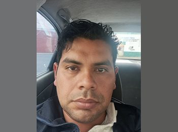 Roomgo MX - Angel - 37 - Monterrey