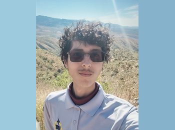 Roomgo MX - Gabriel  - 23 - Querétaro