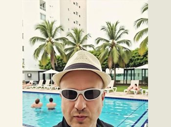 Roomgo MX - Omar - 49 - Guadalajara