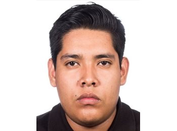 Roomgo MX - Gabriel Castillo - 24 - Querétaro