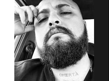 Roomgo MX - Alejandro - 47 - Guadalajara