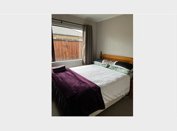 Roomgo NZ - Fully Furnished Room, Hamilton - $280 pw