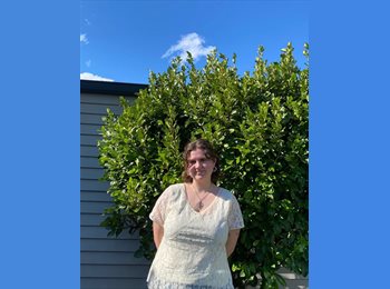 Roomgo NZ - Kayla Hoult - 21 - Queenstown