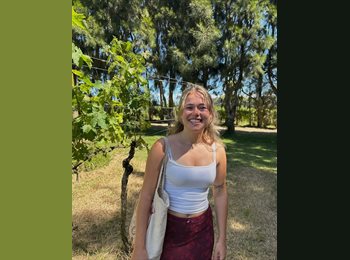 Roomgo NZ - Charlotte Hamel - 20 - Queenstown