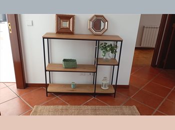 Roomgo PT - Quarto para trabalhador ou estudante, Braga - 300 € Por mês