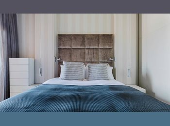 Roomgo PT - Quarto mobilado em apartamento luminoso de 130 m² em Lisboa, Portugal por 500€ com tudo incluído, Lisboa - 500 € Por mês