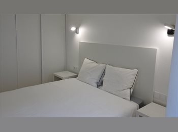 Roomgo PT - QUARTO SUITE - APARTAMENTO REMODELADO - SALDANHA, Lisboa - 825 € Por mês