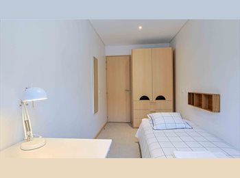 Roomgo PT - Para arrendar de quarto em rua do Bonfim, 333, Porto - 550 € Por mês