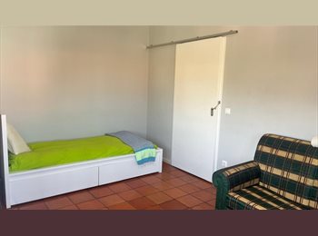 Roomgo PT - Alugo Quarto, Porto - 350 € Por mês