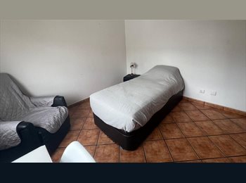 Roomgo PT - Quarto, Portugal - 420 € Por mês