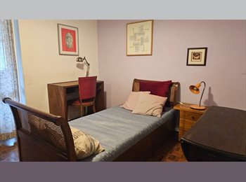 Roomgo PT - Quarto em Algés | Tudo incluído + limpeza semanal + terraço, Lisboa - 550 € Por mês