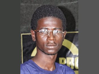 Roomgo PT - António Kibassa - 22 - Lisboa