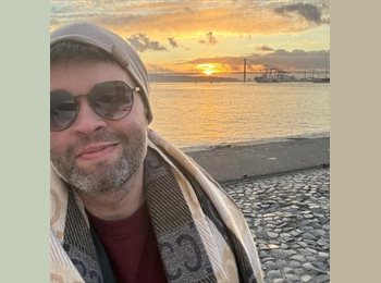 Roomgo PT - Alex - 40 - Lisboa
